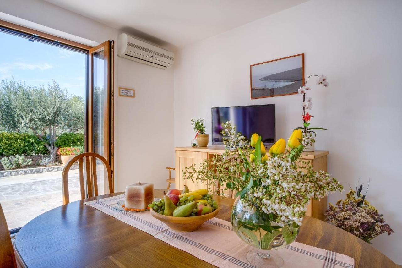 Apartments Franjo Mali Losinj Exterior photo