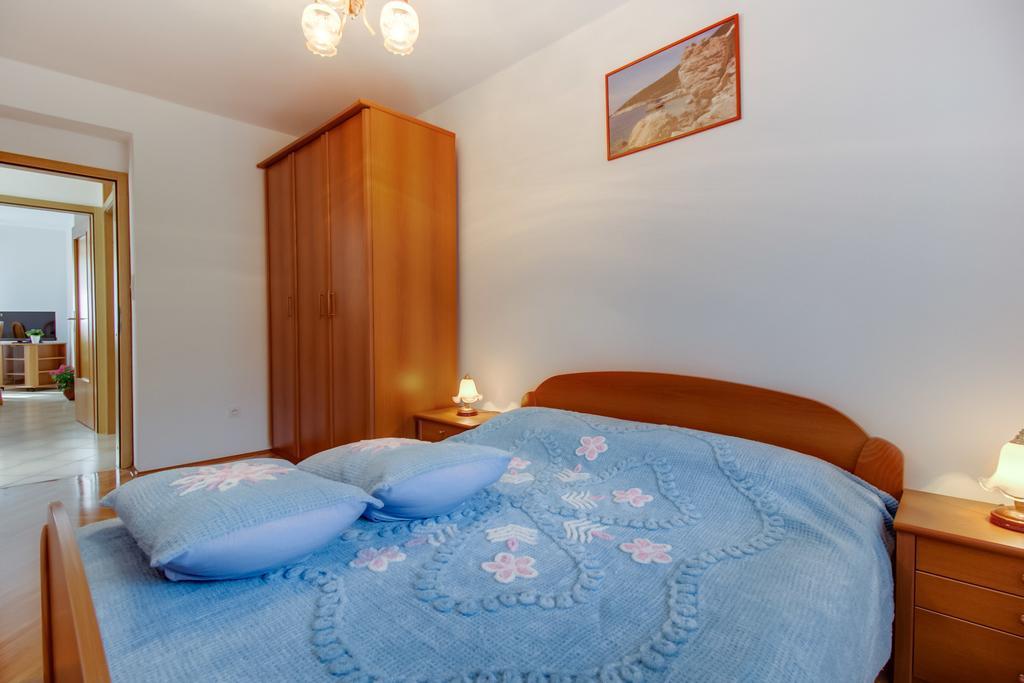 Apartments Franjo Mali Losinj Room photo