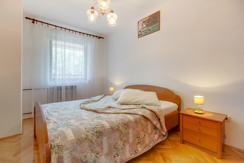 Apartments Franjo Mali Losinj Room photo