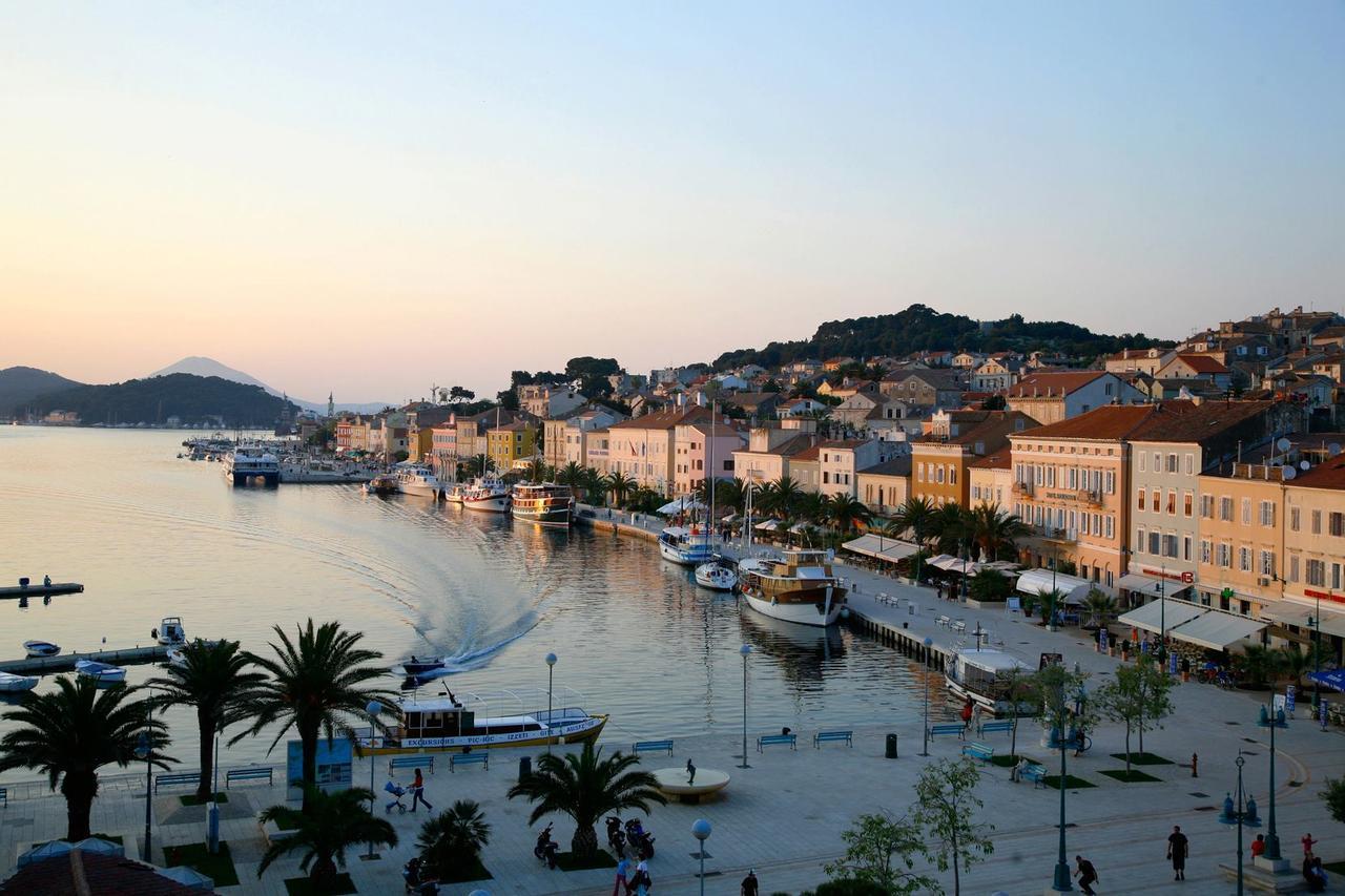 Apartments Franjo Mali Losinj Exterior photo